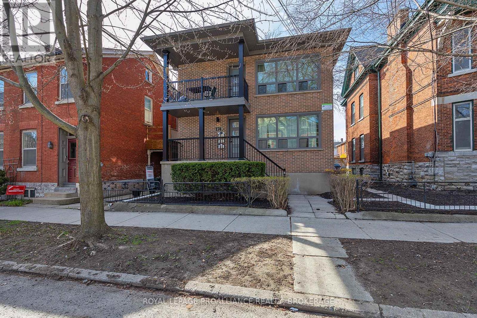 174 King Street E, Kingston, Ontario  K7L 3A2 - Photo 3 - X12060486