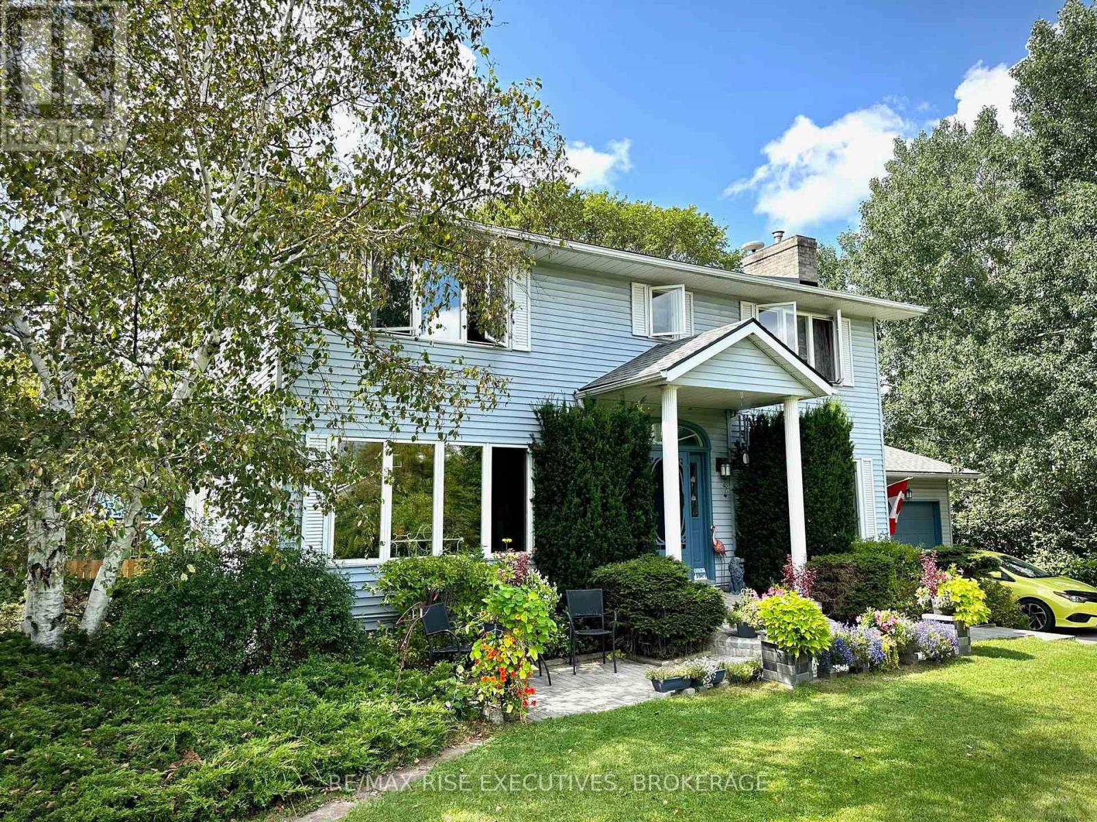 1957 ROSEDALE DRIVE, Kingston, Ontario