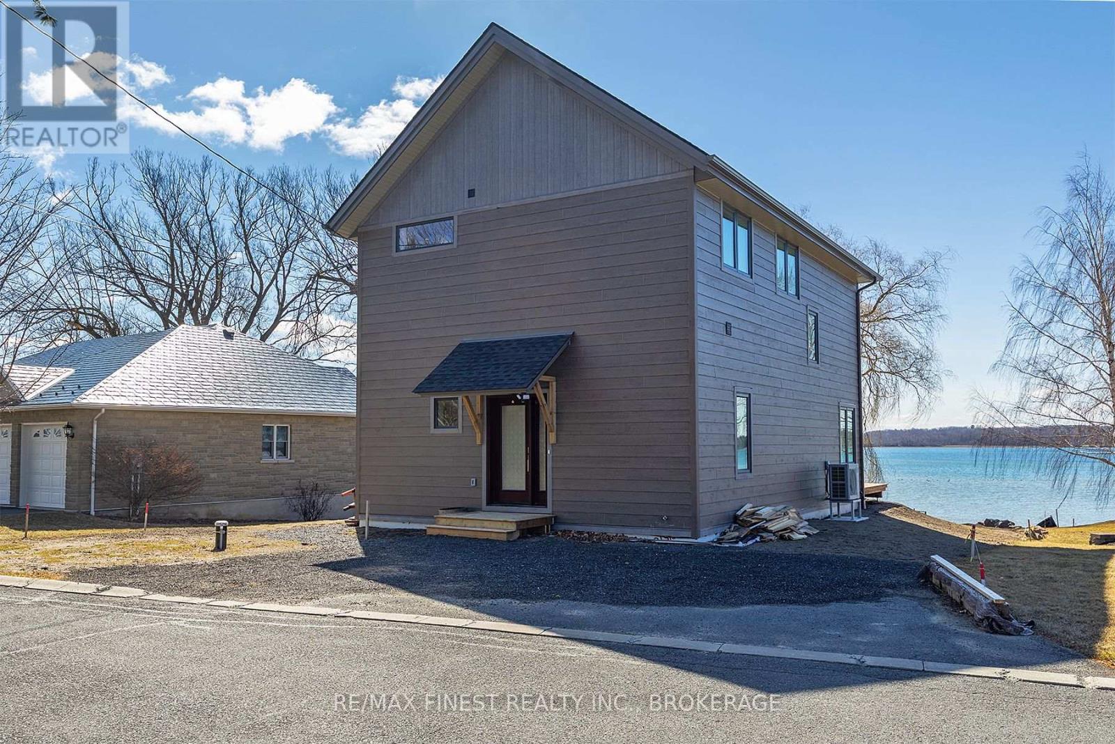 113 WILLOWBANK ROAD E, Gananoque, Ontario