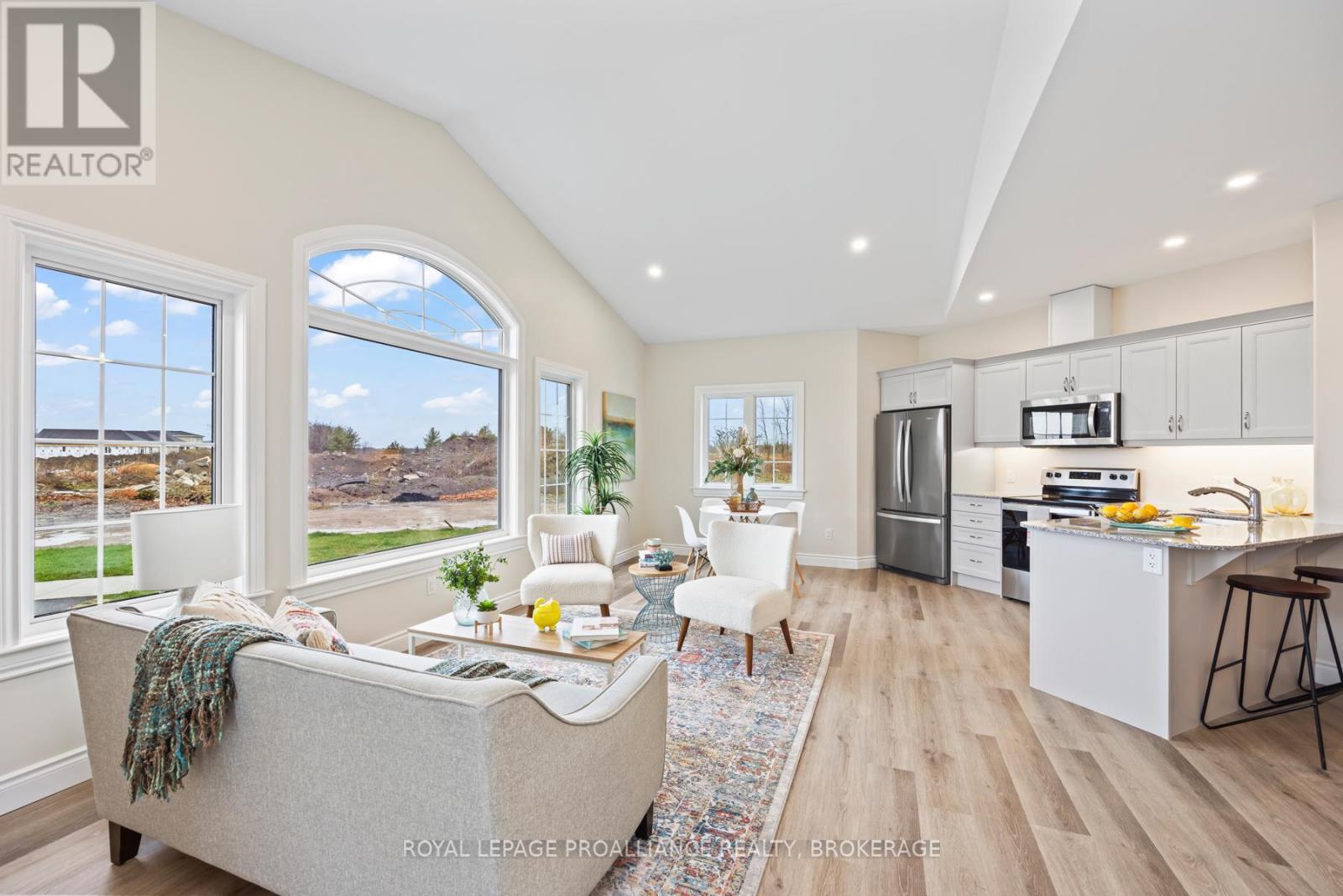 4 Lowry Place, Loyalist, Ontario  K7N 0E2 - Photo 5 - X12064298