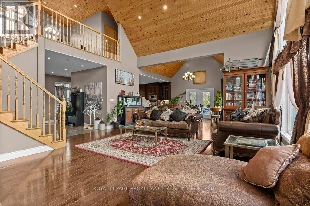 1749 Ormsbee Road, Frontenac, Ontario  K0H 1H0 - Photo 11 - X12065765