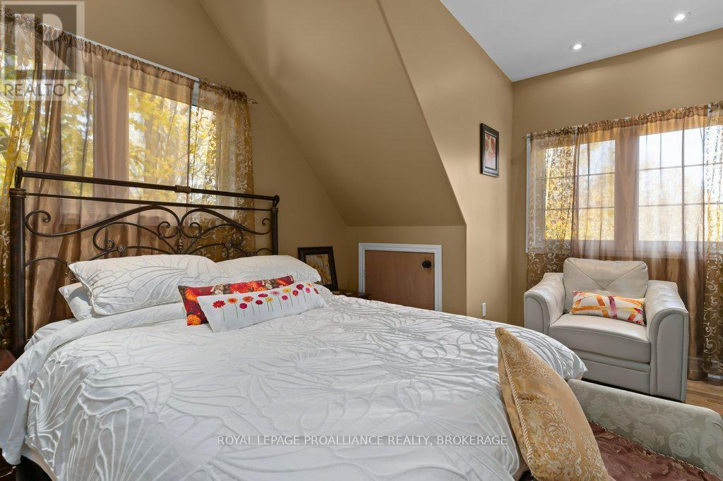 1749 Ormsbee Road, Frontenac, Ontario  K0H 1H0 - Photo 27 - X12065765