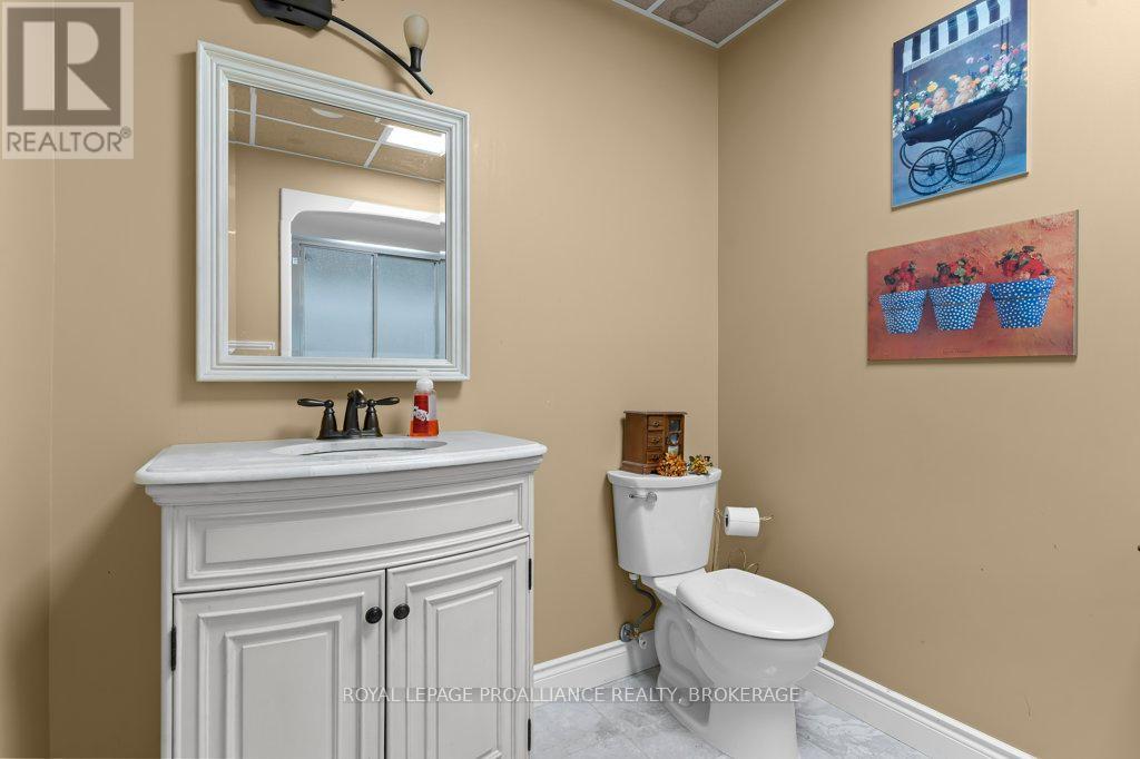 1749 Ormsbee Road, Frontenac, Ontario  K0H 1H0 - Photo 35 - X12065765