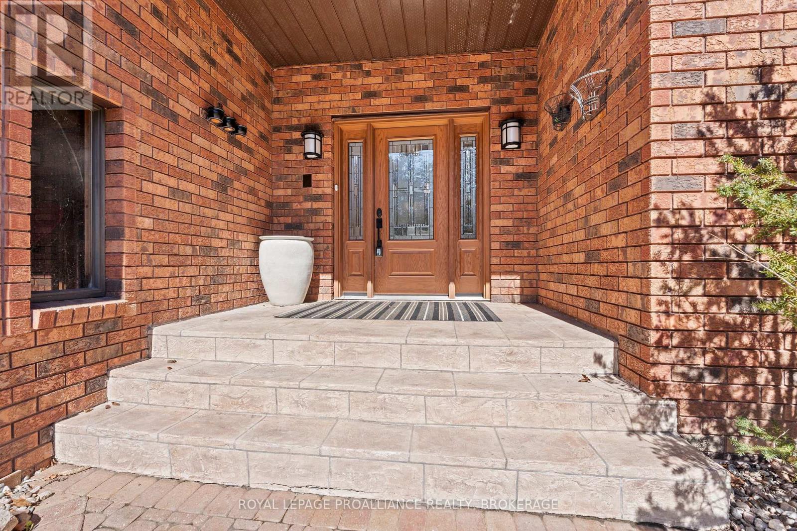 1059 Cedarwoods Drive, Frontenac, Ontario  K0H 2W0 - Photo 6 - X12066710