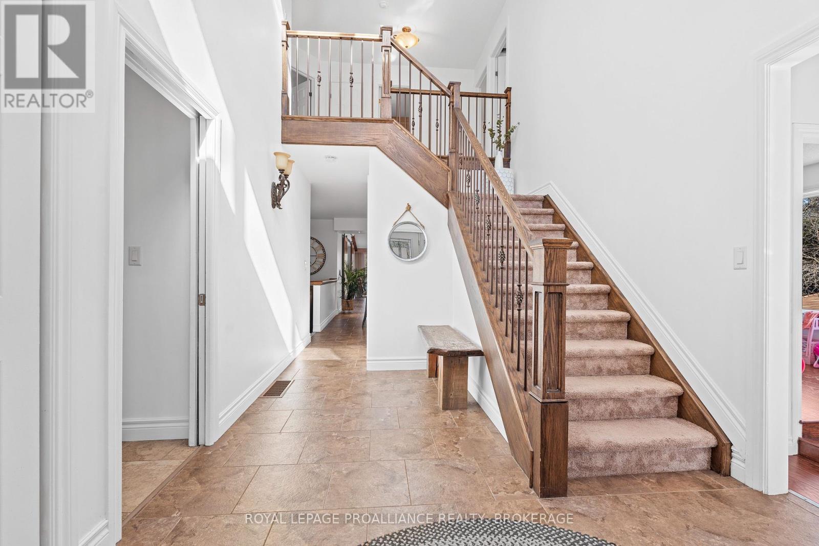 1059 Cedarwoods Drive, Frontenac, Ontario  K0H 2W0 - Photo 8 - X12066710