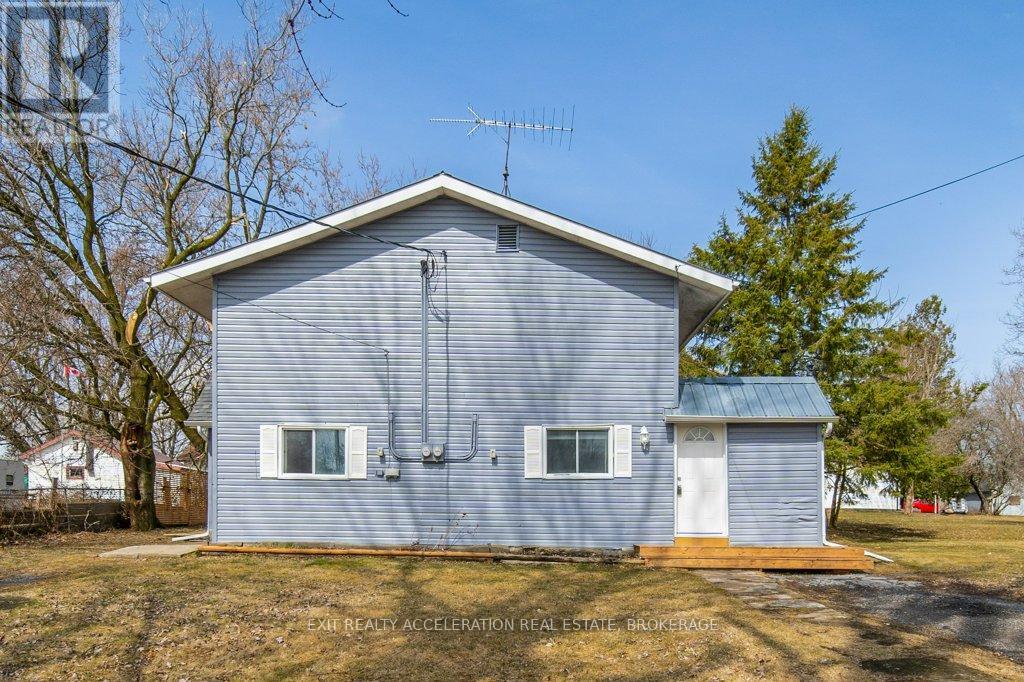 2213 County Rd 11, Greater Napanee, Ontario  K0K 2Z0 - Photo 1 - X12069501