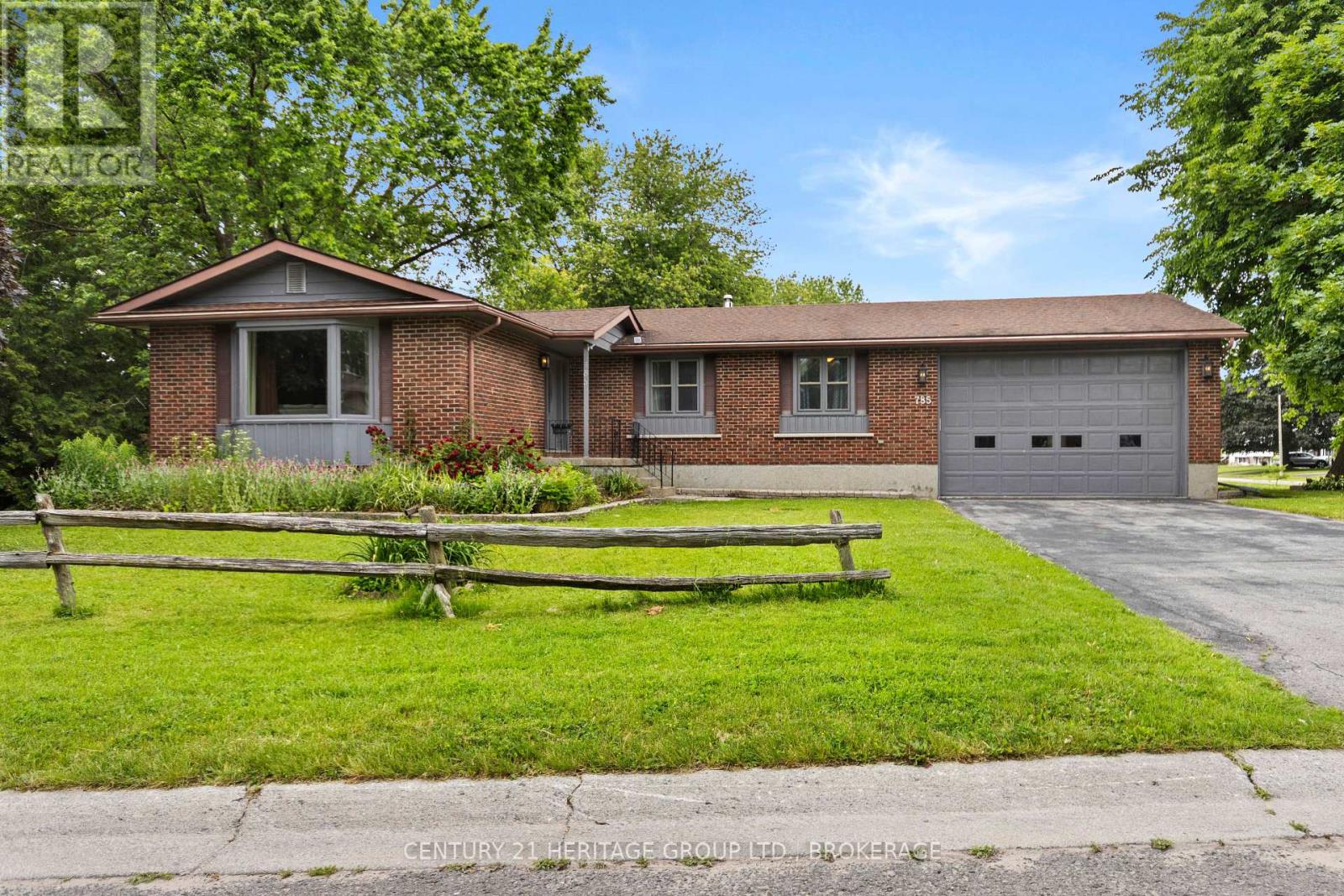 785 Allum Avenue, Kingston, Ontario  K7M 7A3 - Photo 2 - X12073063