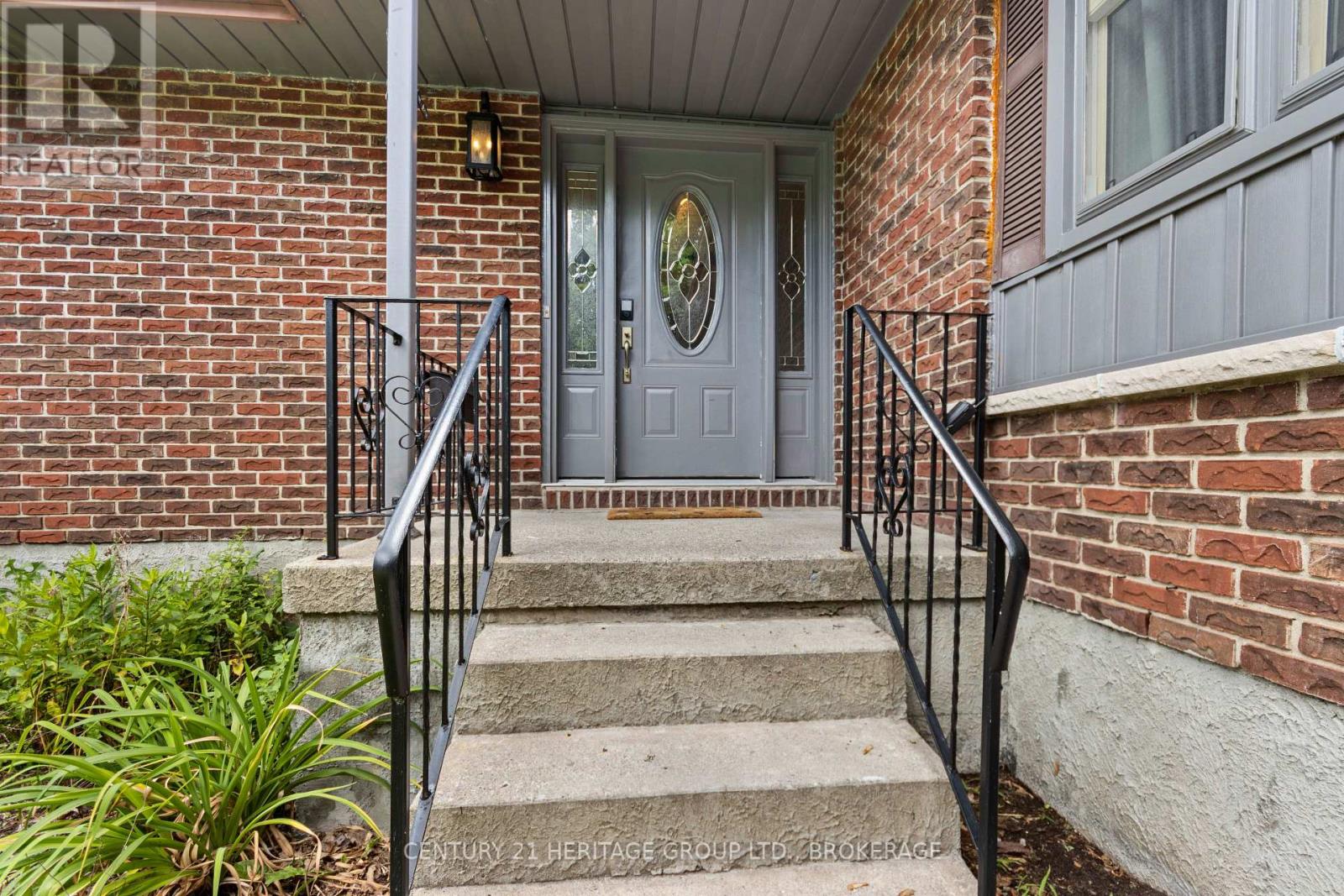 785 Allum Avenue, Kingston, Ontario  K7M 7A3 - Photo 5 - X12073063
