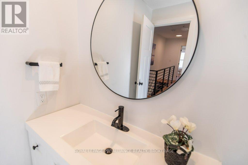 119 Montreal Street, Kingston, Ontario  K7K 3E9 - Photo 27 - X12073767