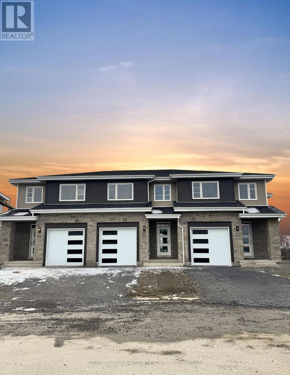 218 DR RICHARD JAMES CRESCENT, Loyalist, Ontario