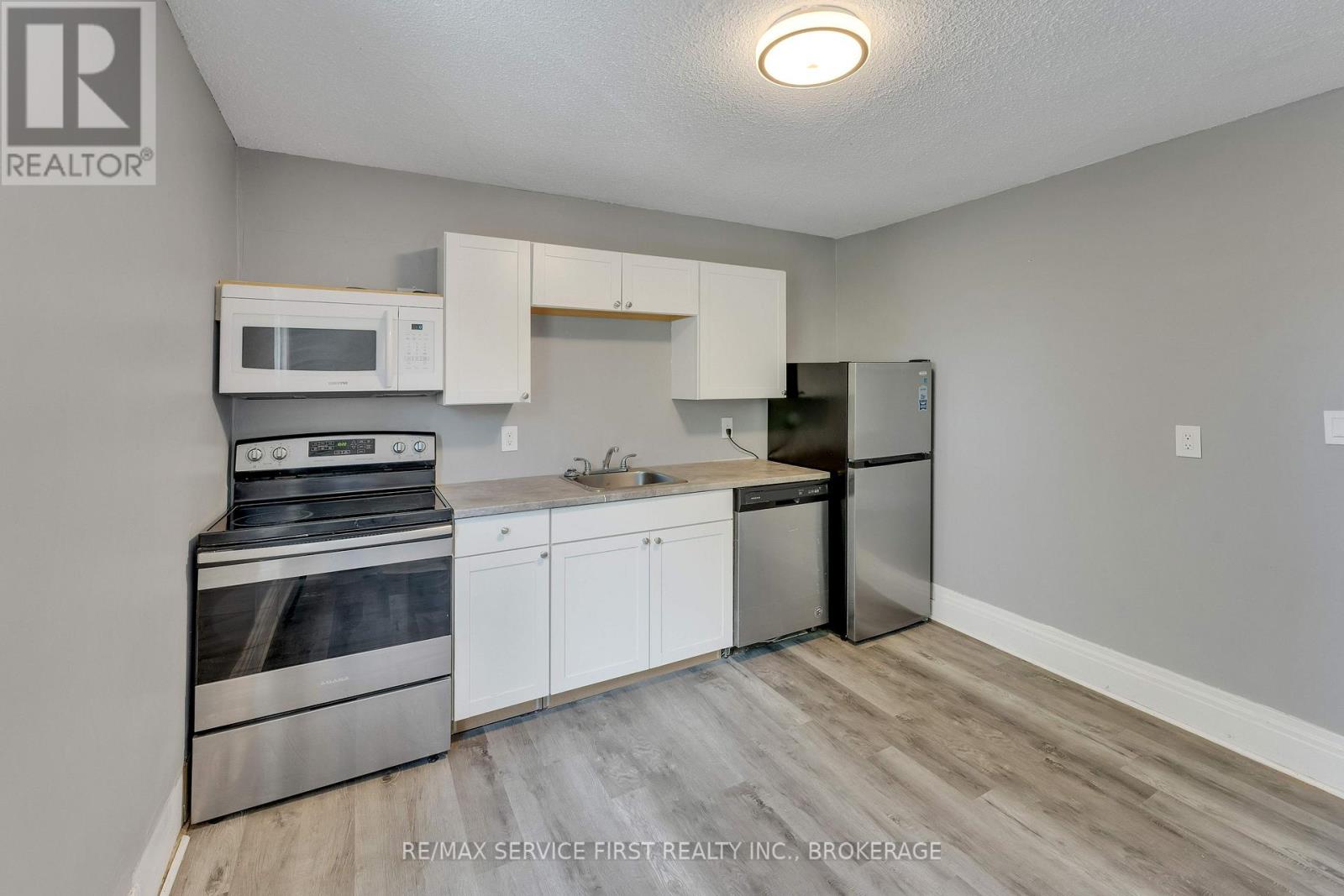 211 Raglan Road, Kingston, Ontario  K7K 1L5 - Photo 16 - X12073930