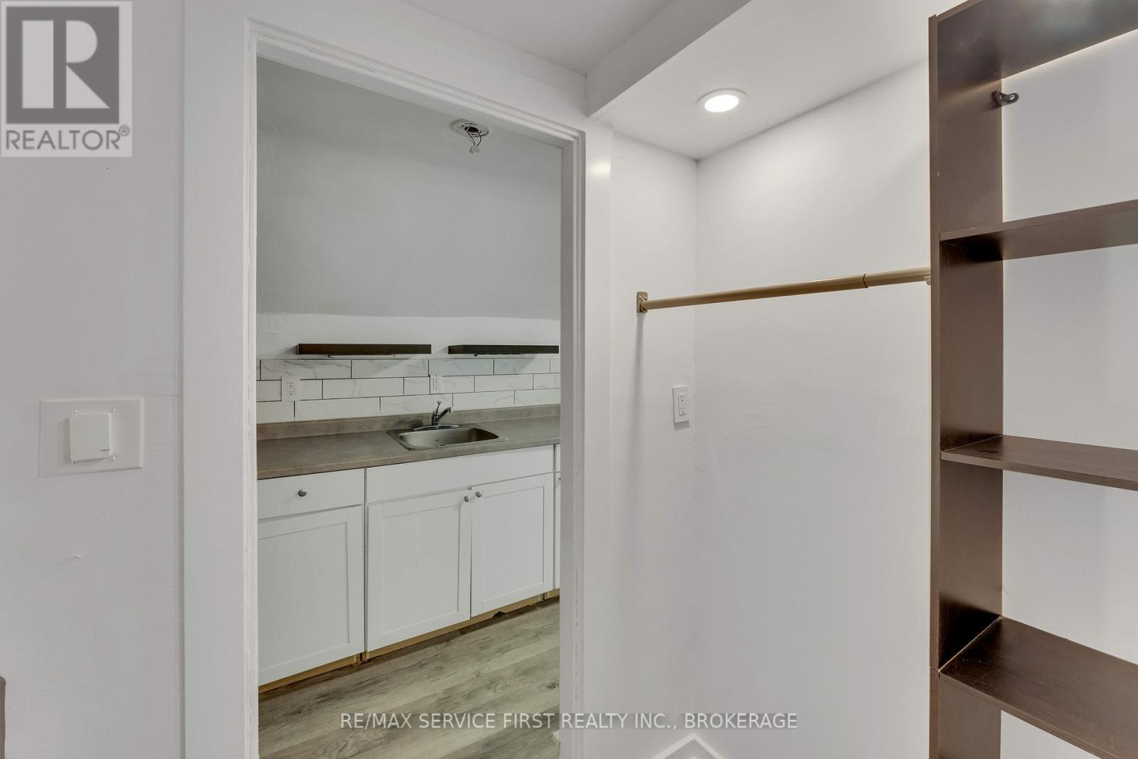 211 Raglan Road, Kingston, Ontario  K7K 1L5 - Photo 21 - X12073930