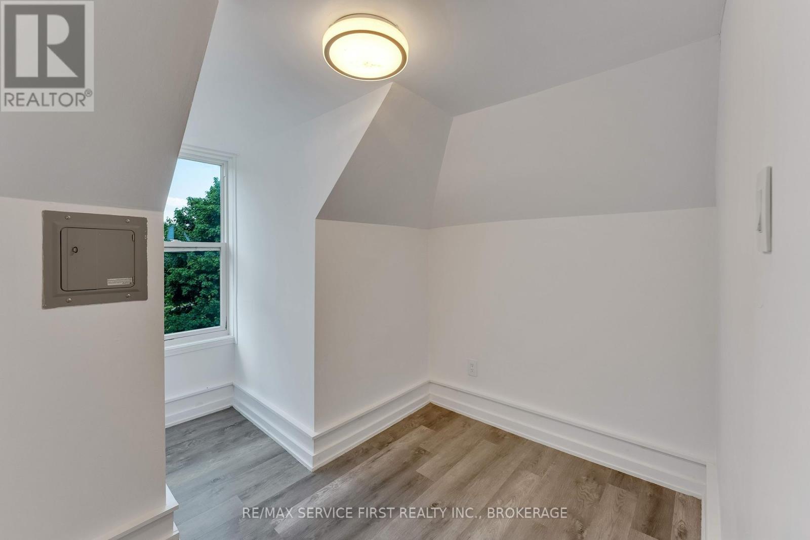 211 Raglan Road, Kingston, Ontario  K7K 1L5 - Photo 23 - X12073930