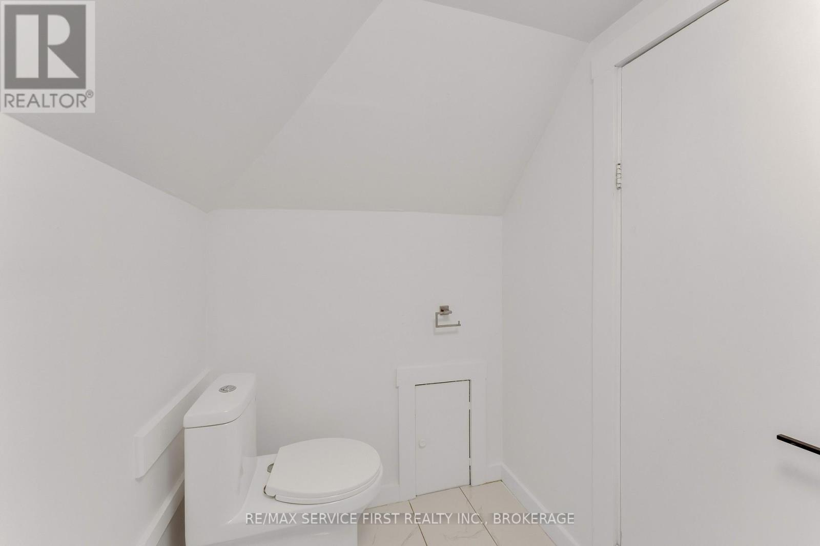211 Raglan Road, Kingston, Ontario  K7K 1L5 - Photo 25 - X12073991