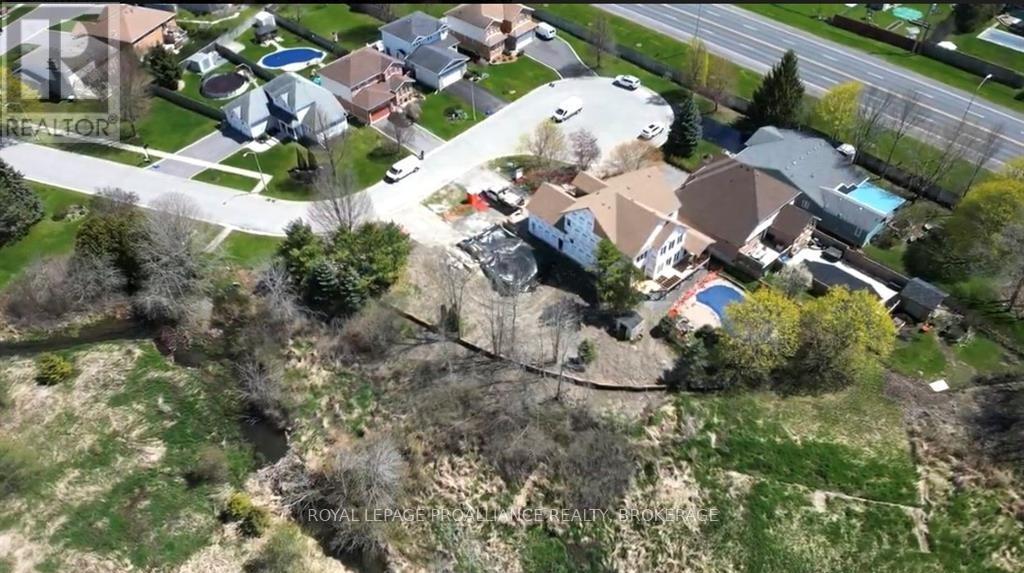 931 Malvern Terrace, Kingston, Ontario  K7P 2Y6 - Photo 2 - X12074112