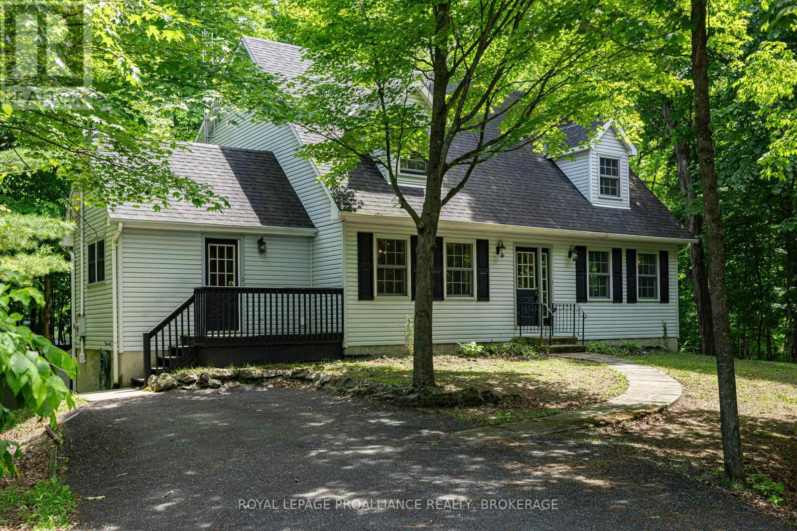 1403 NORWAY ROAD, Frontenac, Ontario