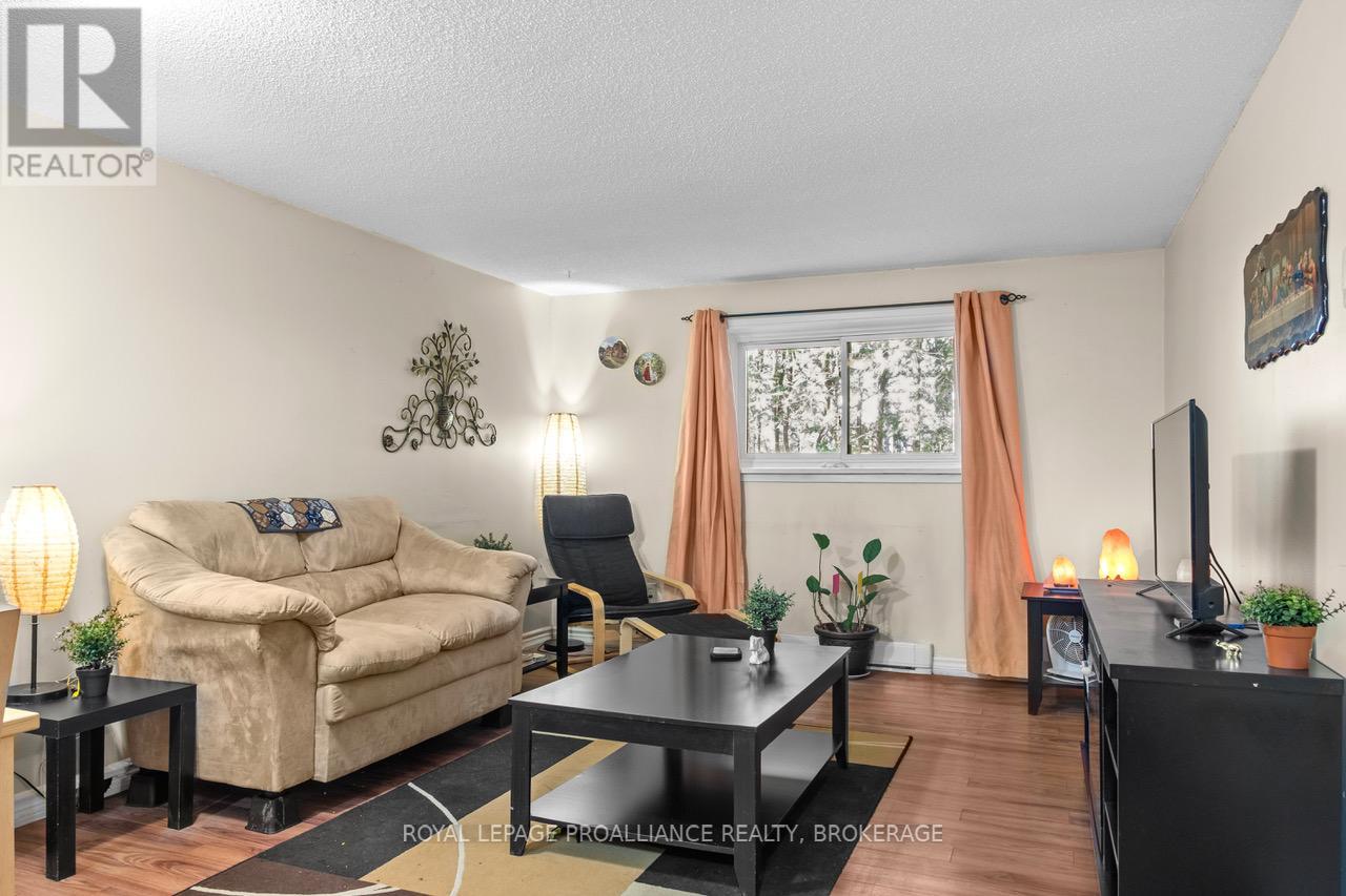 114 - 580 Armstrong Road, Kingston, Ontario  K7M 8M3 - Photo 9 - X12074658