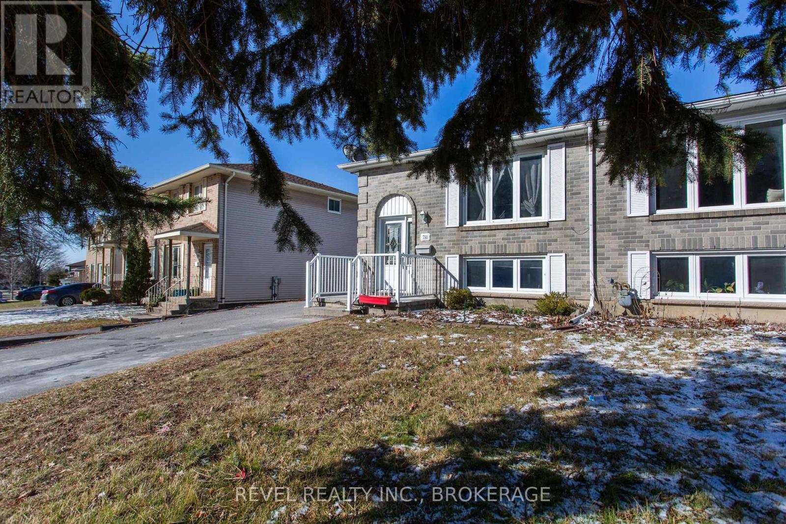 753 RIDLEY DRIVE, Kingston, Ontario