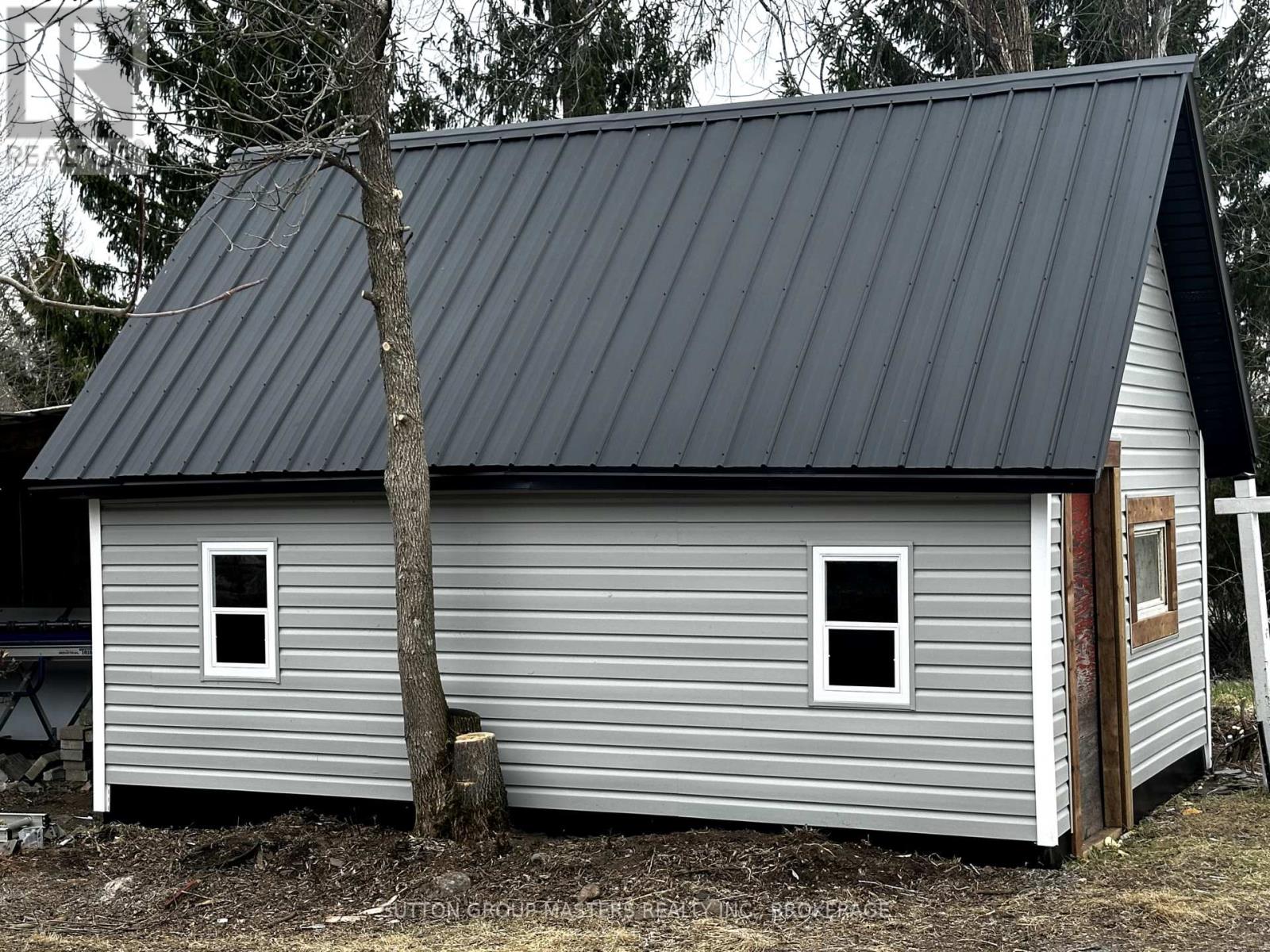 6028 LEVEQUE ROAD, Frontenac, Ontario