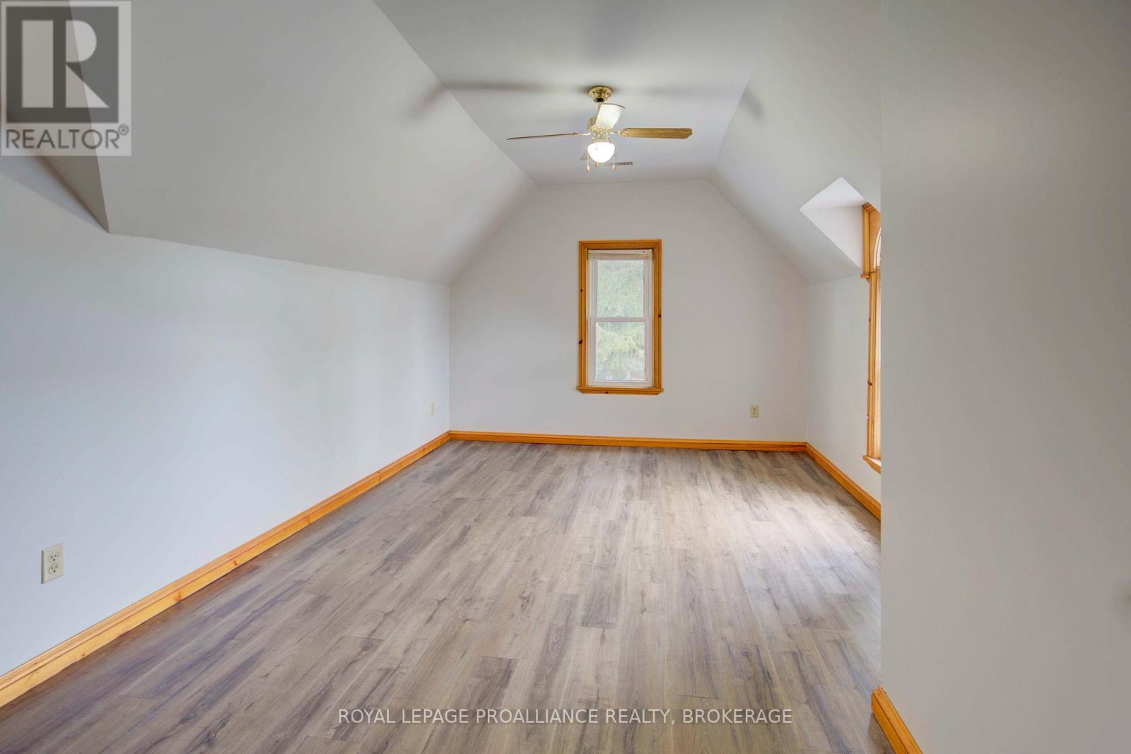46 Bedford Street, Westport, Ontario  K0G 1X0 - Photo 24 - X12076962