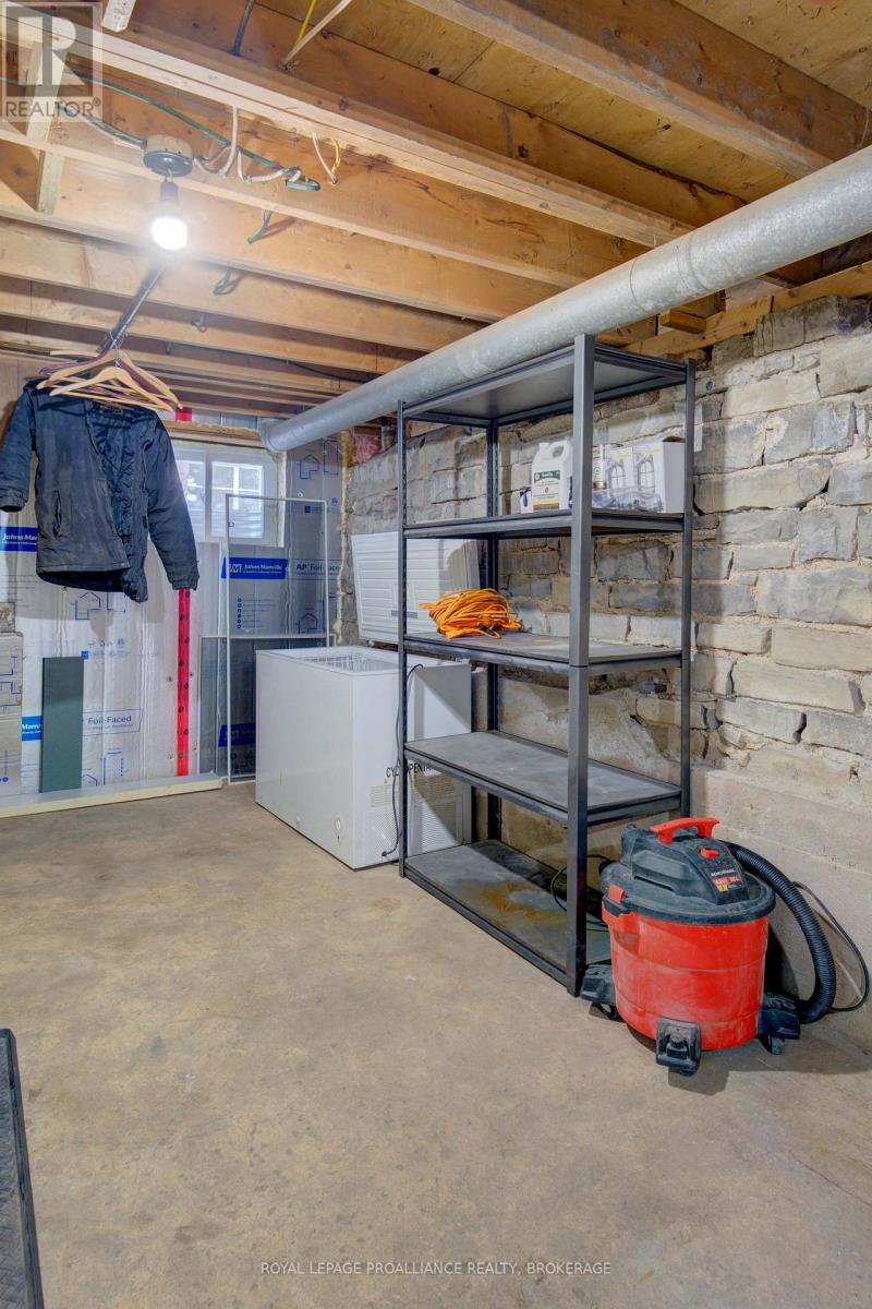 46 Bedford Street, Westport, Ontario  K0G 1X0 - Photo 31 - X12076962