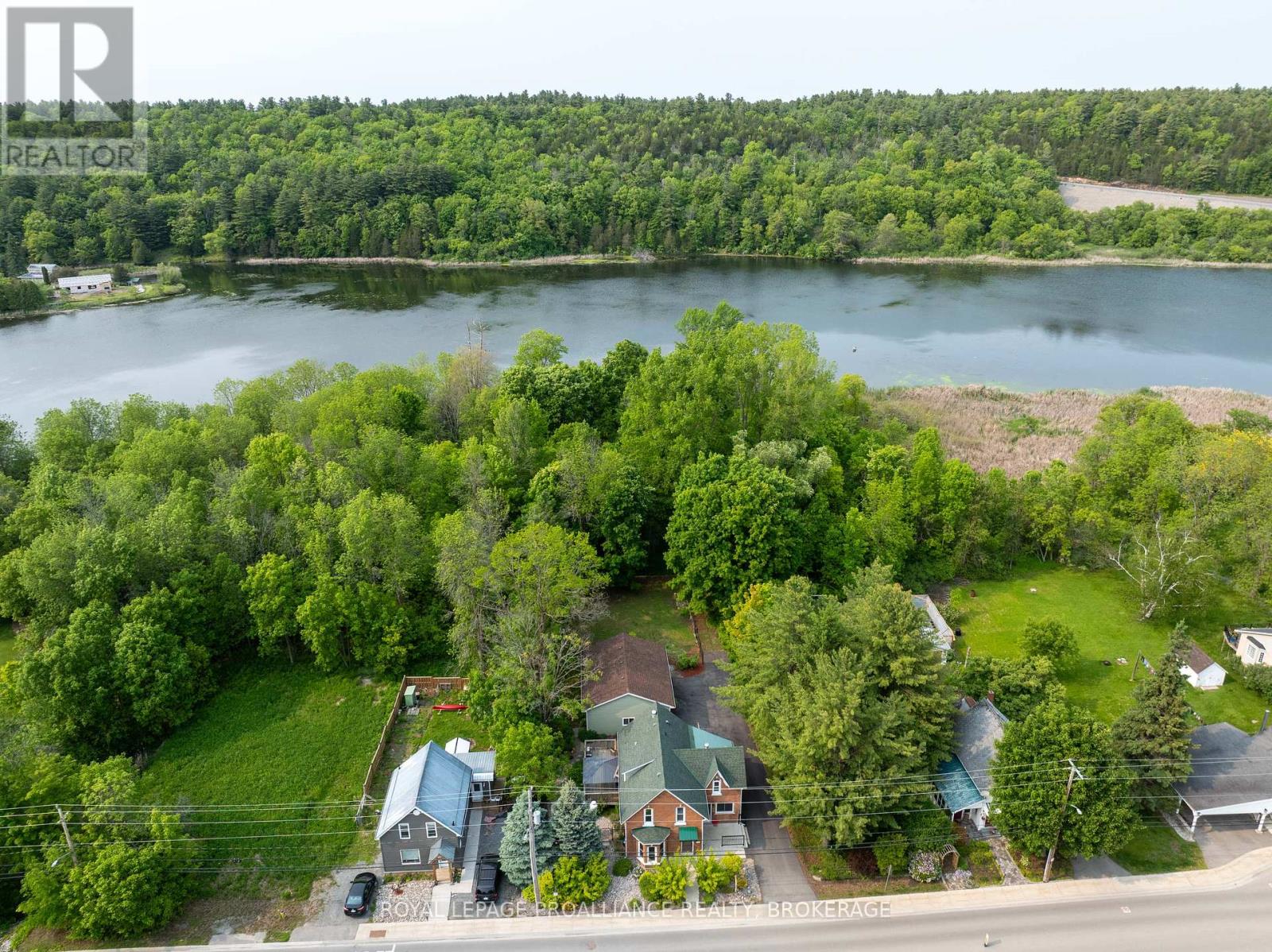 46 Bedford Street, Westport, Ontario  K0G 1X0 - Photo 35 - X12076962