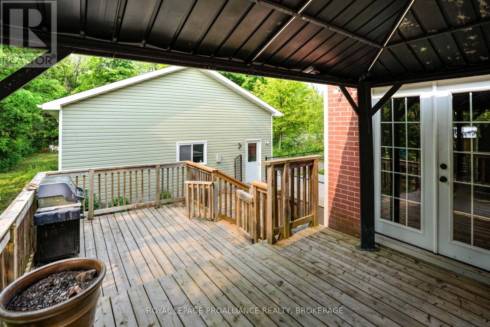 46 Bedford Street, Westport, Ontario  K0G 1X0 - Photo 38 - X12076962
