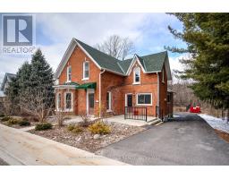 46 BEDFORD STREET, Westport, Ontario