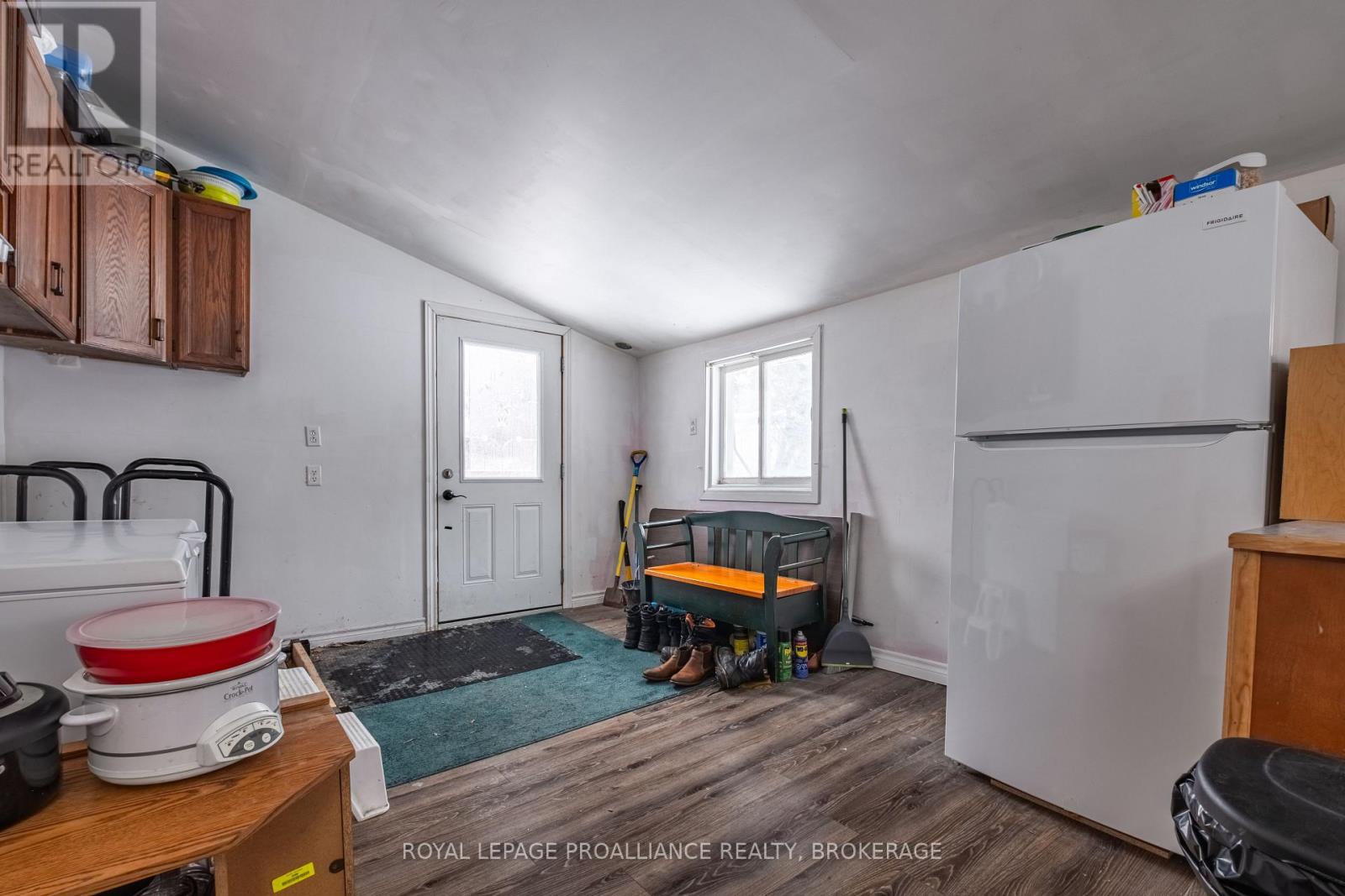 74 Palace Road, Greater Napanee, Ontario  K7R 3B2 - Photo 11 - X12077502