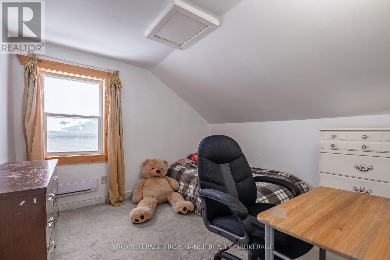 74 Palace Road, Greater Napanee, Ontario  K7R 3B2 - Photo 28 - X12077502
