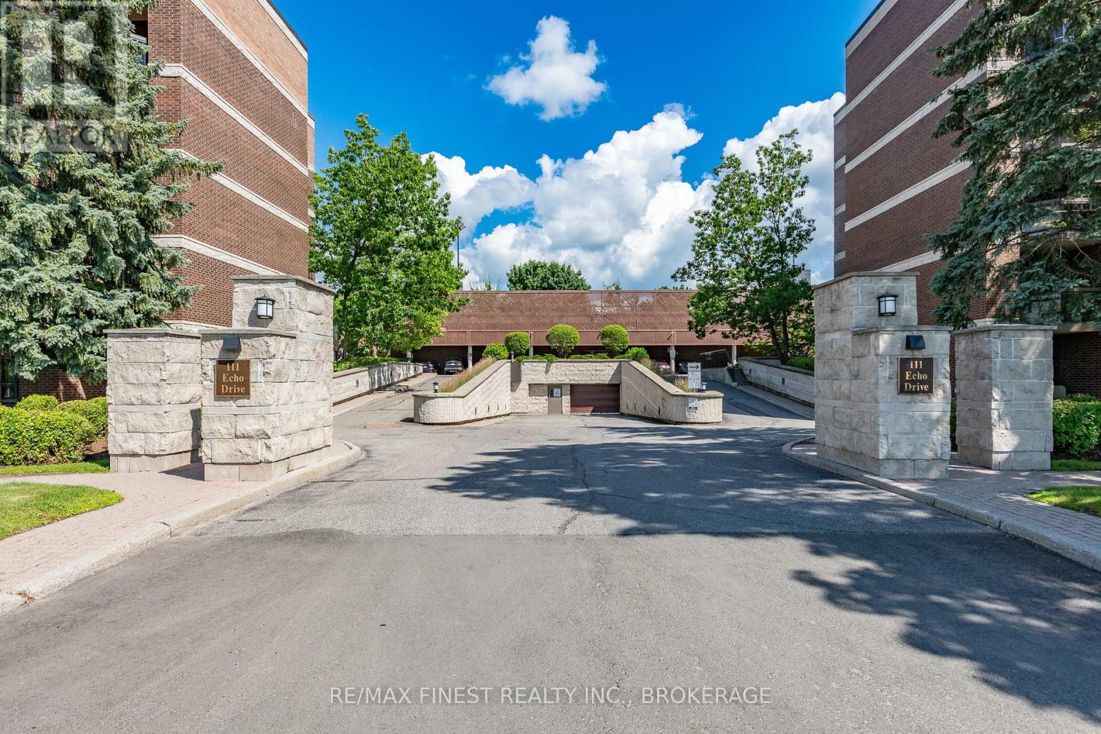 5 - 111 Echo Drive, Ottawa, Ontario  K1S 5K8 - Photo 3 - X12078531
