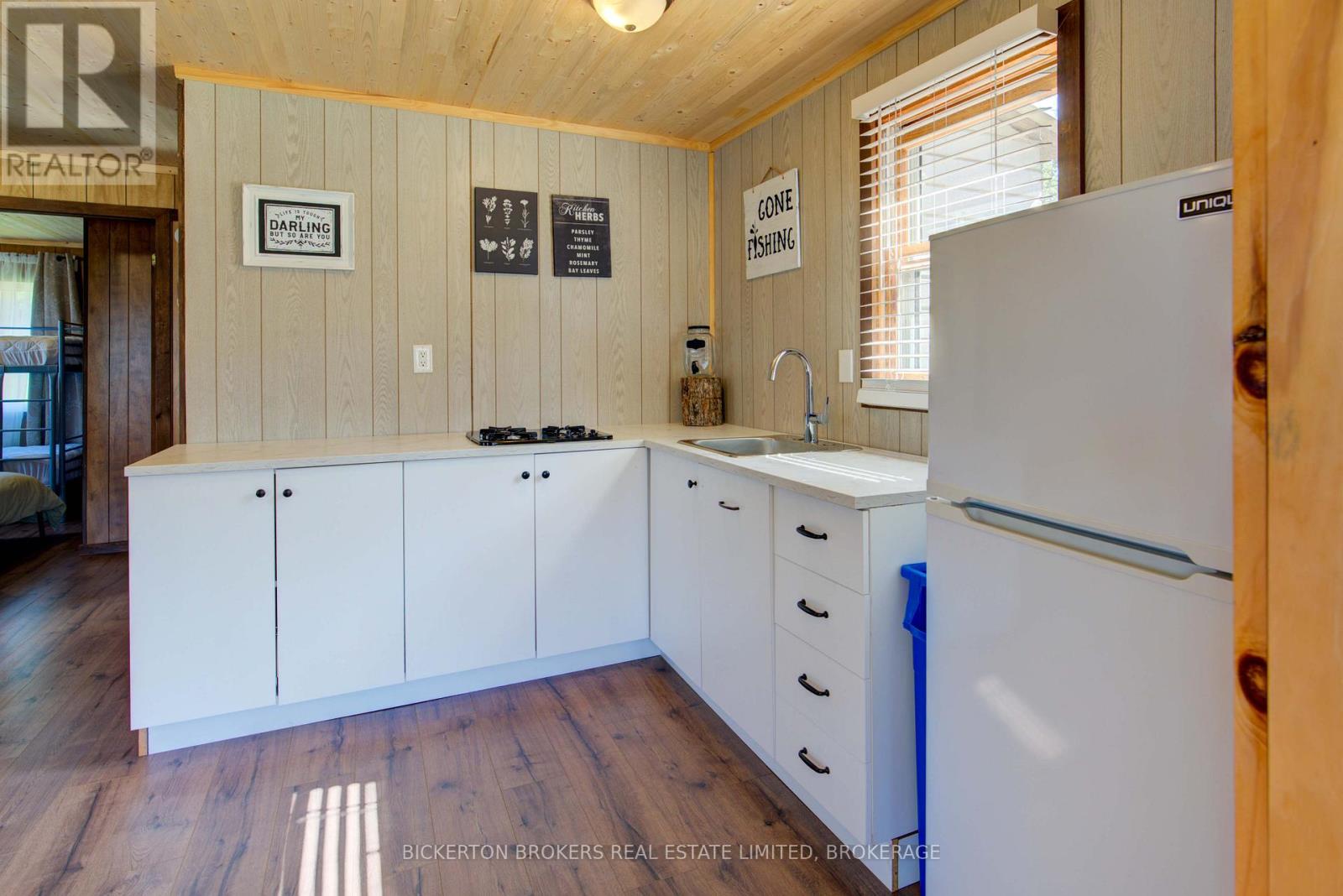 C - 356 Driscoll Road, Frontenac Islands, Ontario  K7G 2V6 - Photo 11 - X12083493
