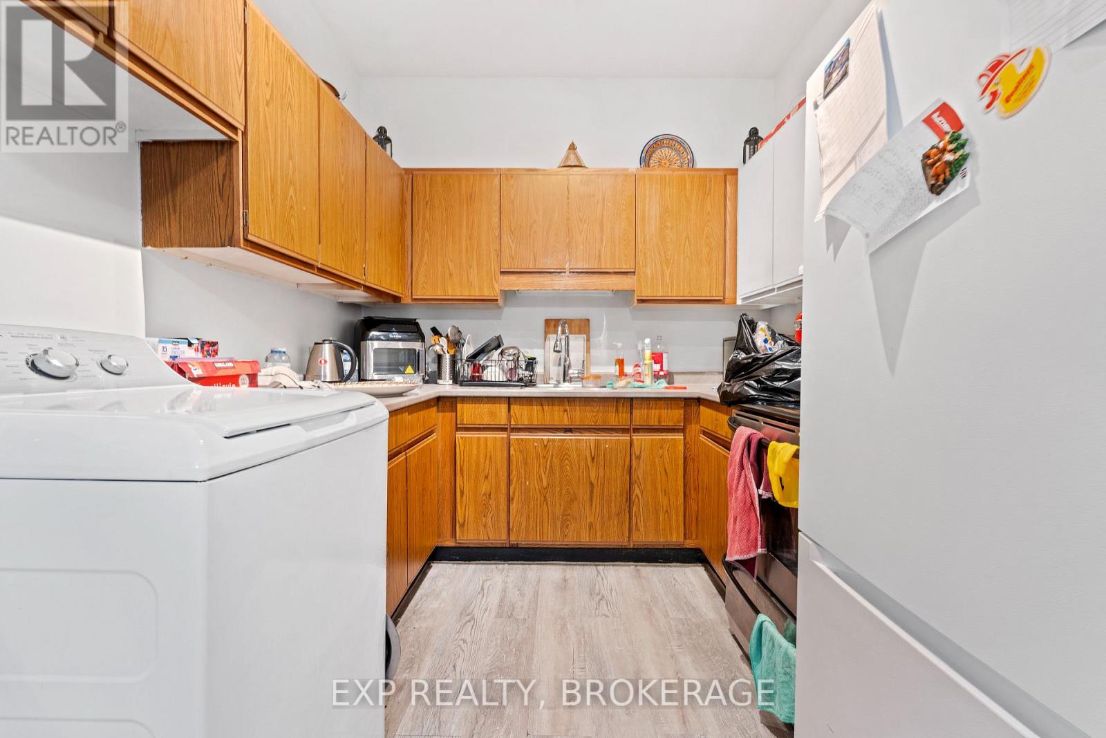 148-150 King Street W, Brockville, Ontario  K6V 3R5 - Photo 31 - X12083804