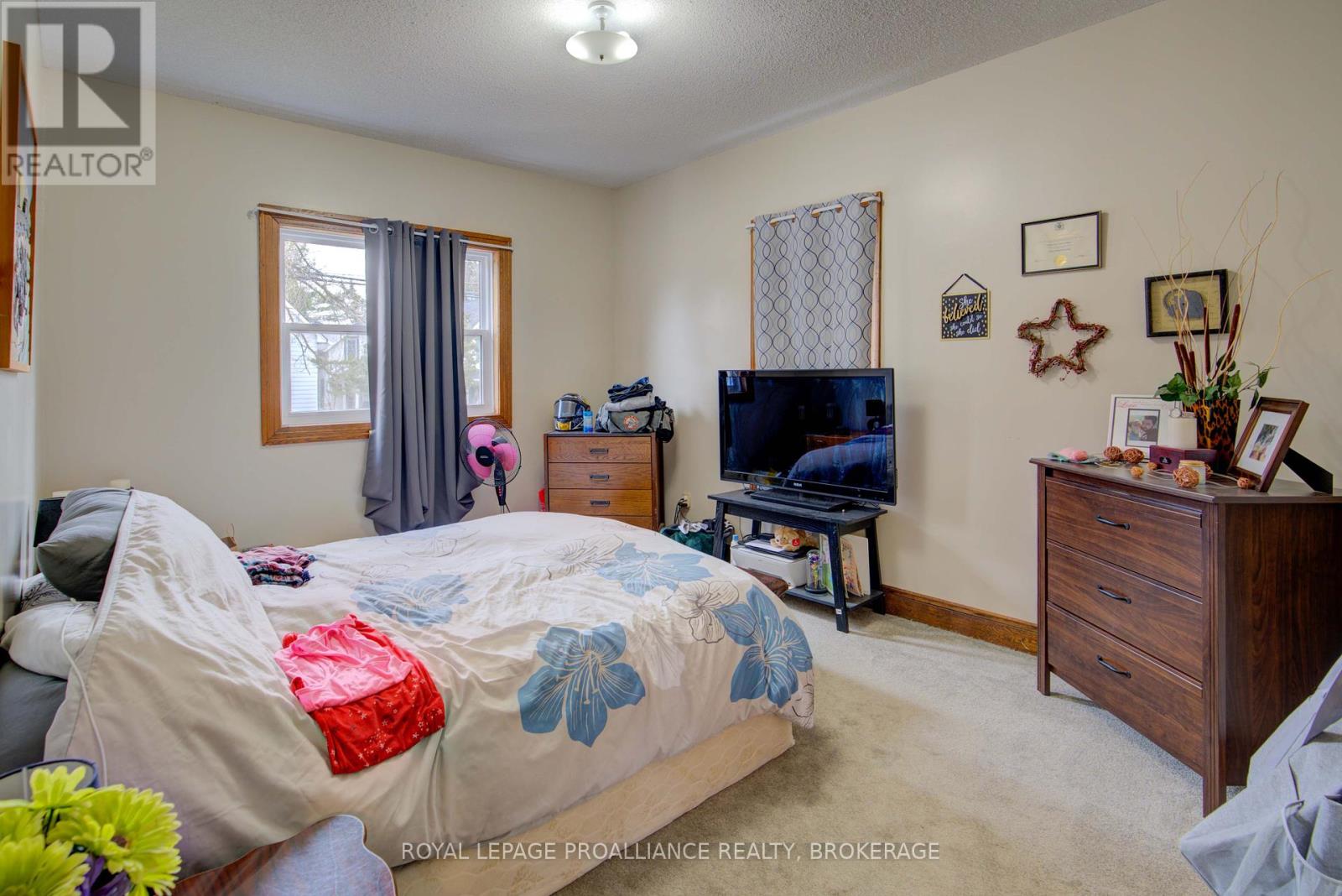 24 Rideau Street, Westport, Ontario  K0G 1X0 - Photo 19 - X12084106
