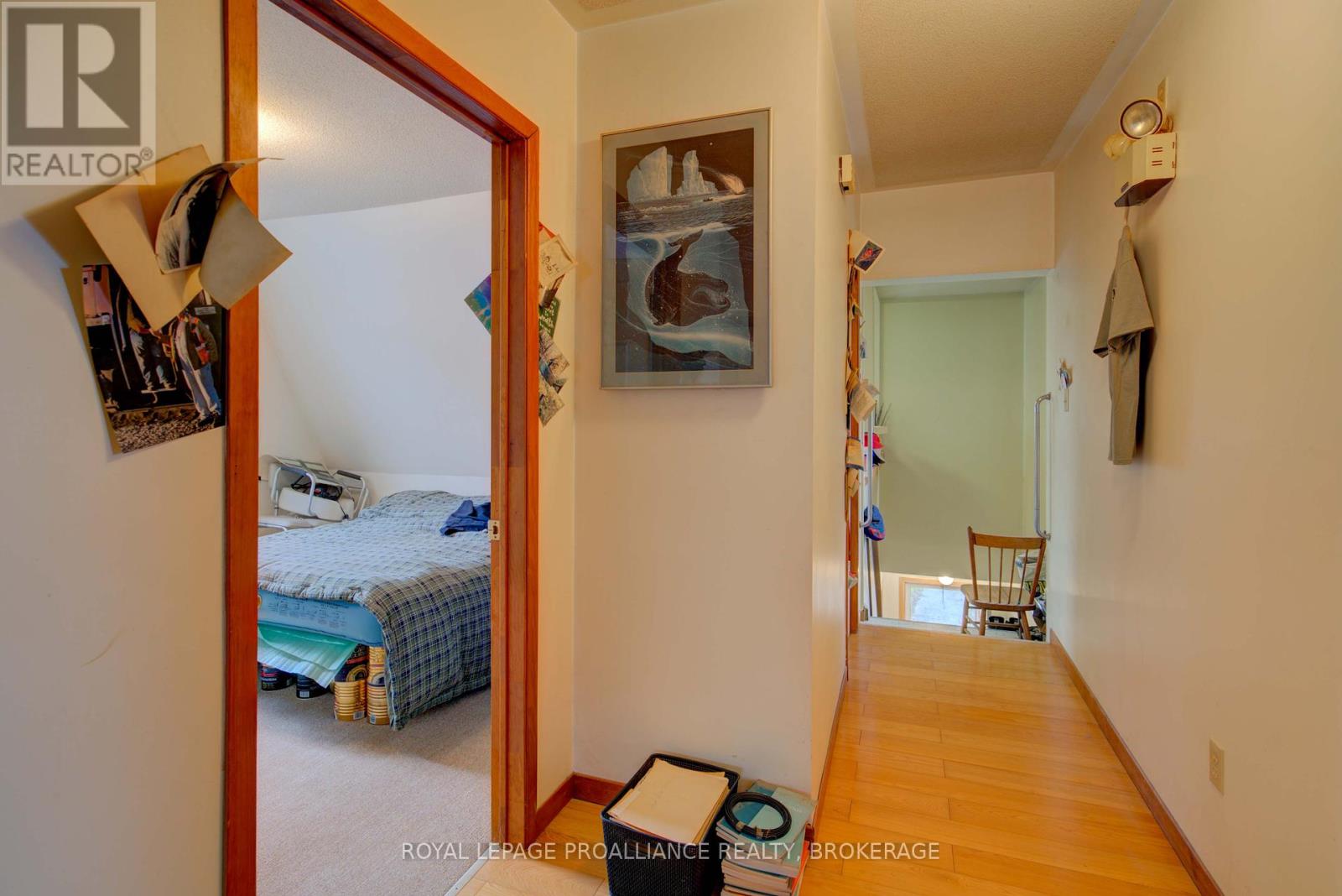 24 Rideau Street, Westport, Ontario  K0G 1X0 - Photo 27 - X12084106