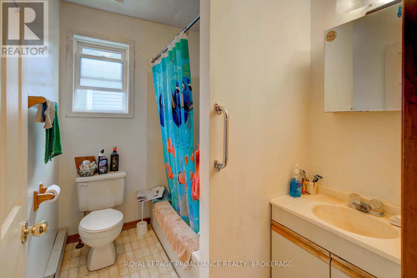 24 Rideau Street, Westport, Ontario  K0G 1X0 - Photo 30 - X12084106