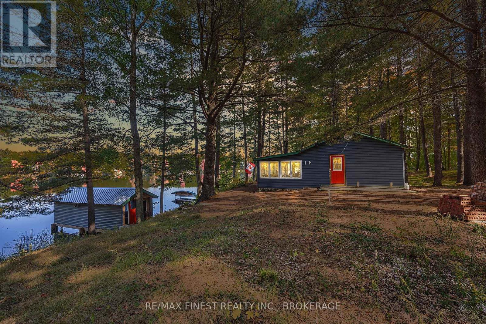 293 Gold Dust Lane, Frontenac, Ontario  K0H 1W0 - Photo 1 - X12084617