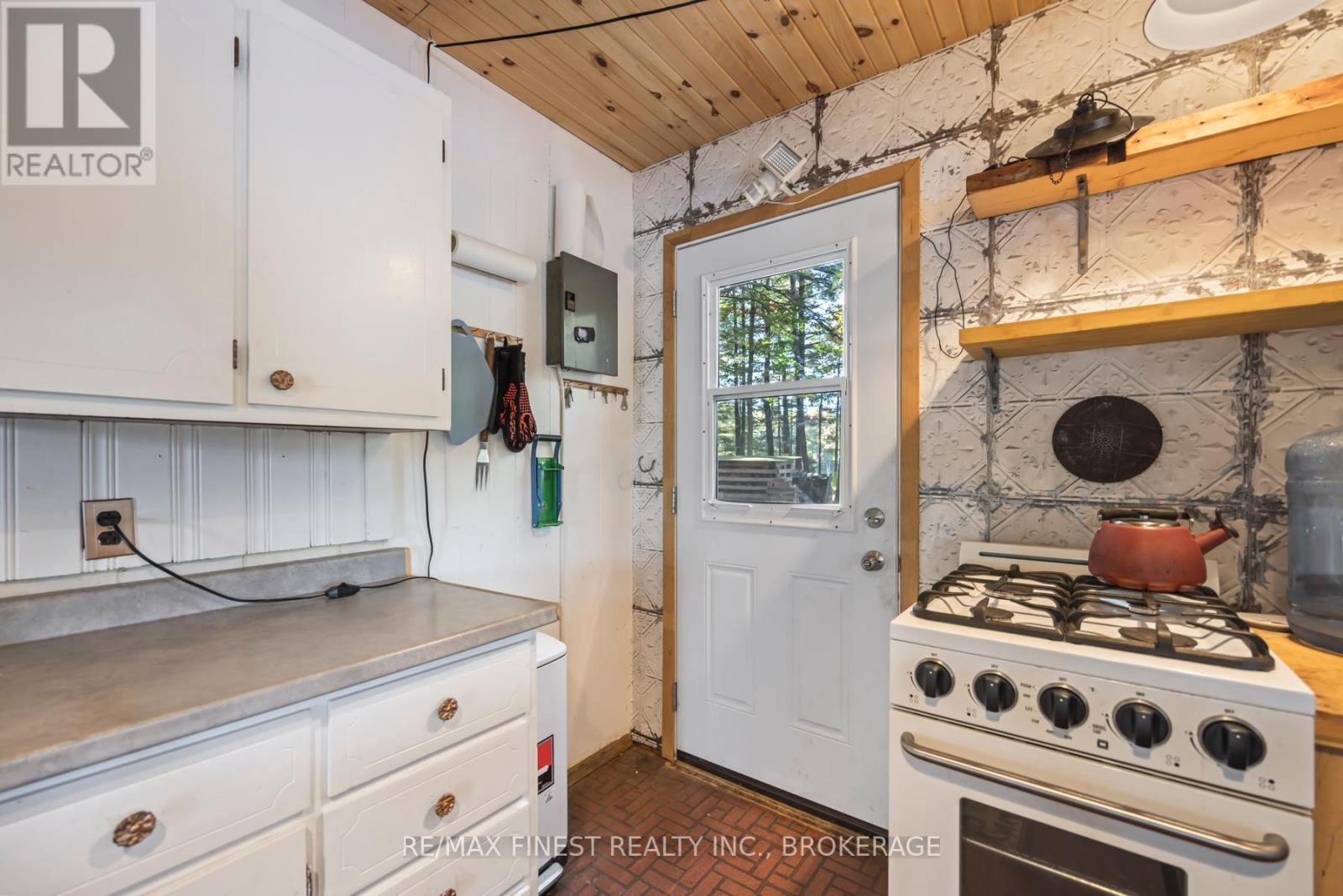 293 Gold Dust Lane, Frontenac, Ontario  K0H 1W0 - Photo 7 - X12084617