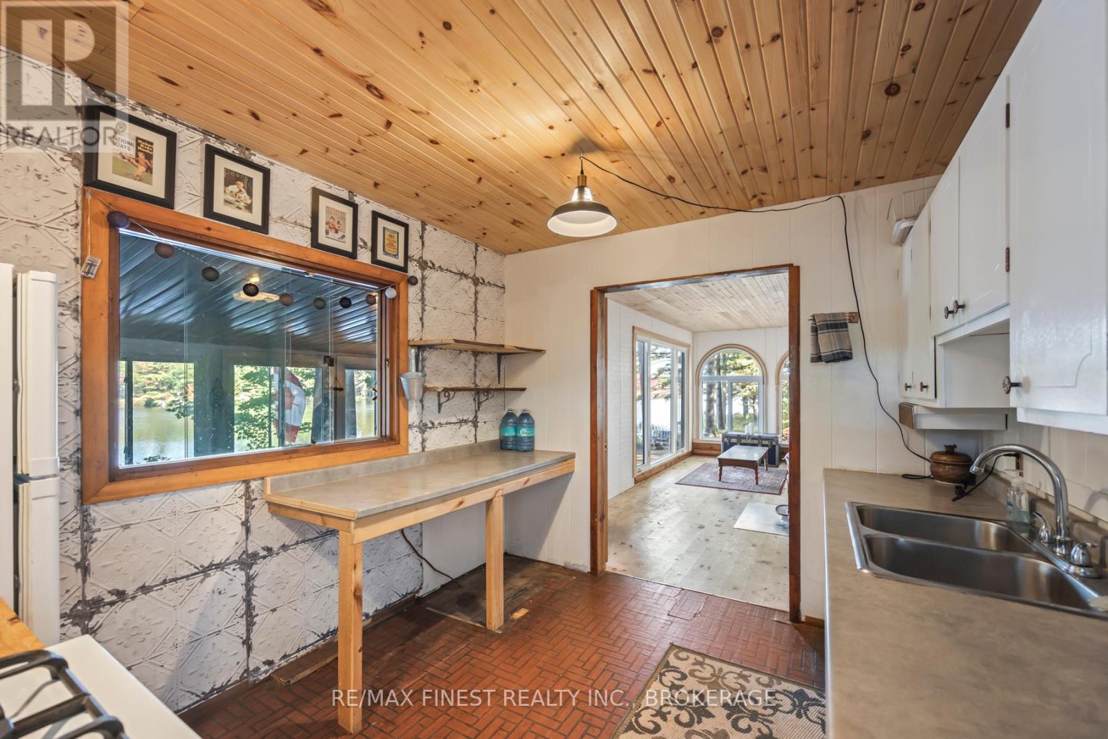 293 Gold Dust Lane, Frontenac, Ontario  K0H 1W0 - Photo 8 - X12084617