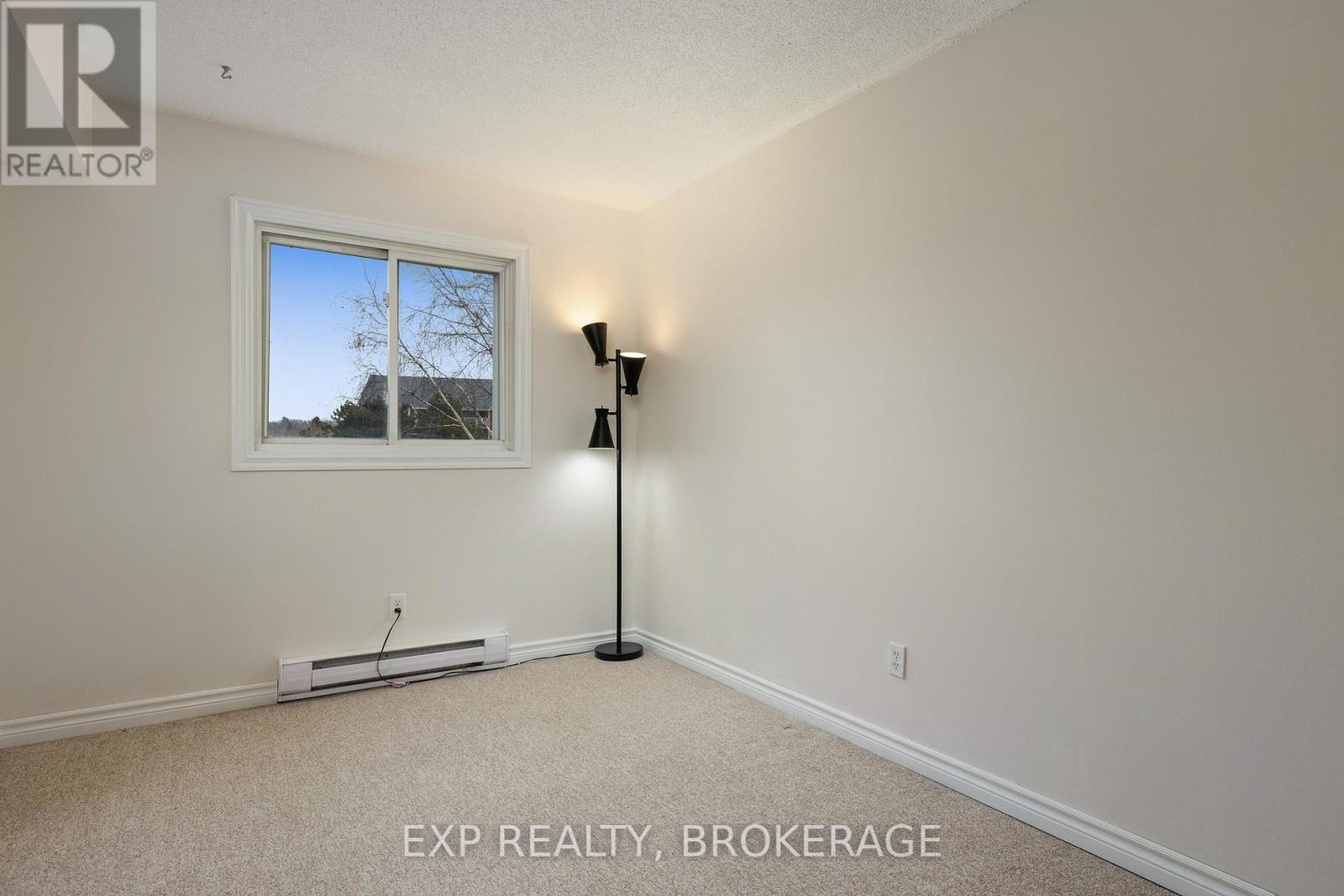 212 - 573 Armstrong Road, Kingston, Ontario  K7M 8J8 - Photo 15 - X12086140