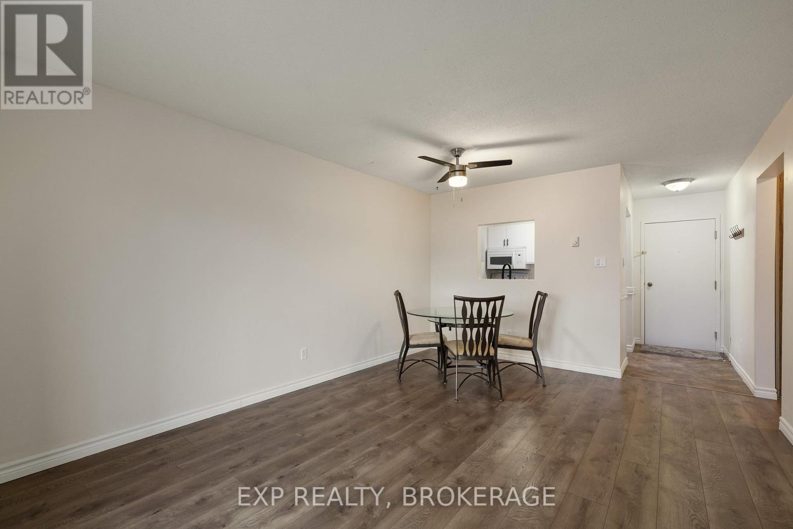 212 - 573 Armstrong Road, Kingston, Ontario  K7M 8J8 - Photo 8 - X12086140