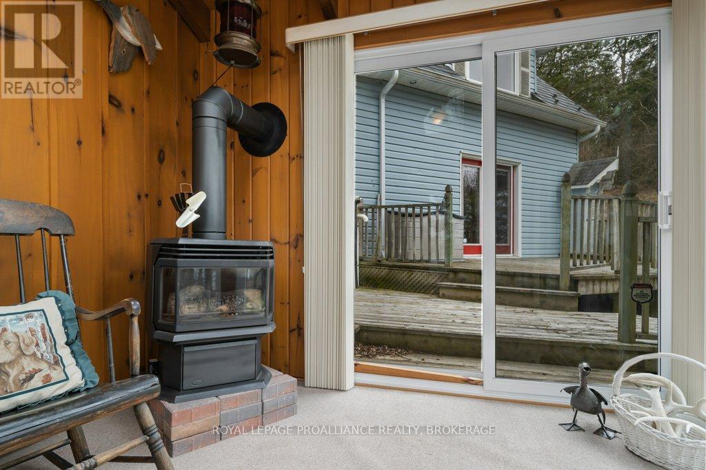 6058 Highway 96, Frontenac Islands, Ontario  K0H 2Y0 - Photo 19 - X12088569