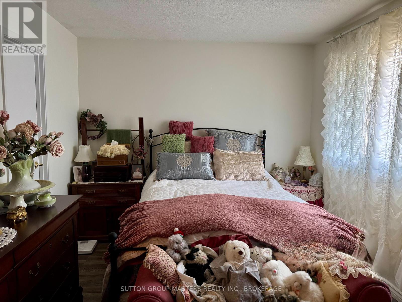 52 Coventry Crescent, Kingston, Ontario  K7M 7S7 - Photo 8 - X12088833