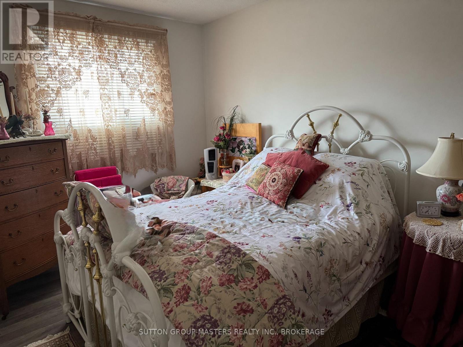 52 Coventry Crescent, Kingston, Ontario  K7M 7S7 - Photo 9 - X12088833