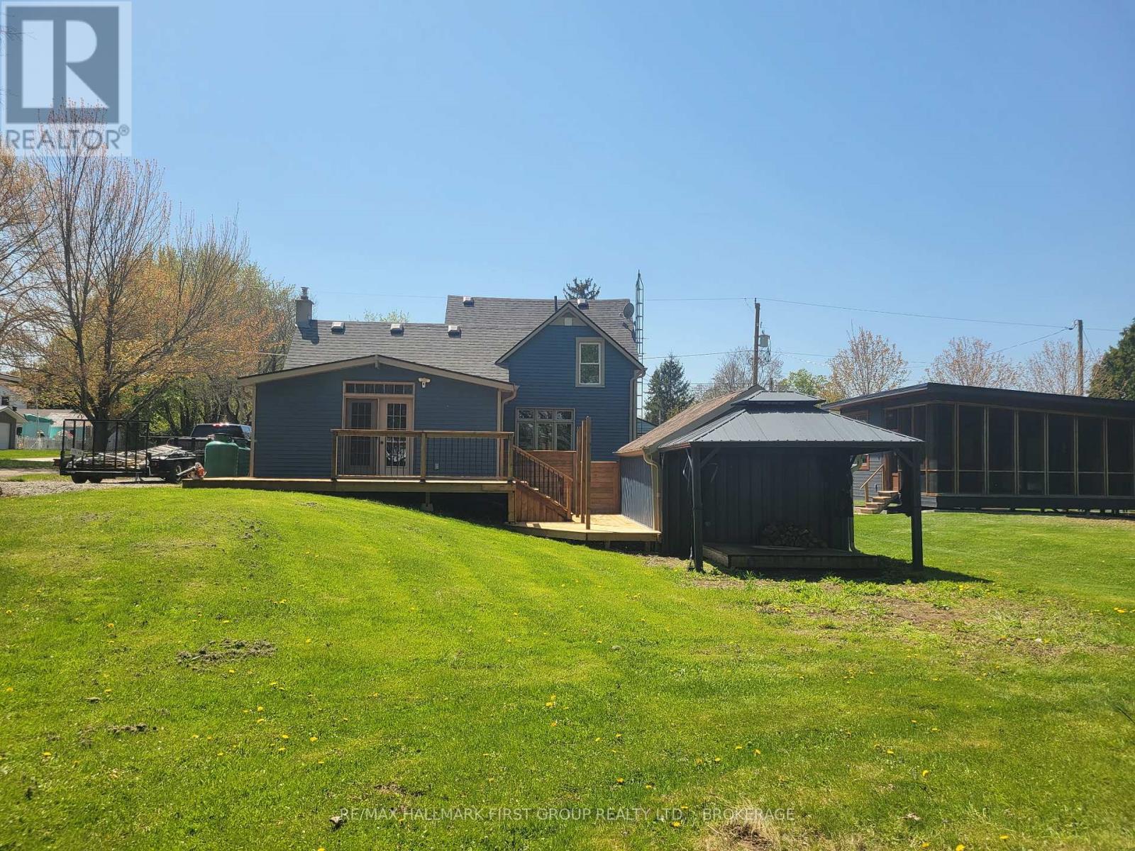 11 Campbell Street, Rideau Lakes, Ontario  K0G 1V0 - Photo 3 - X12088988