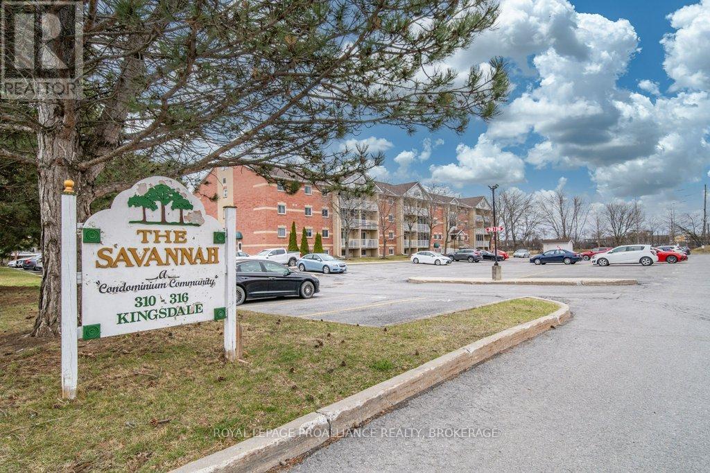 208 - 316 KINGSDALE AVENUE, Kingston, Ontario