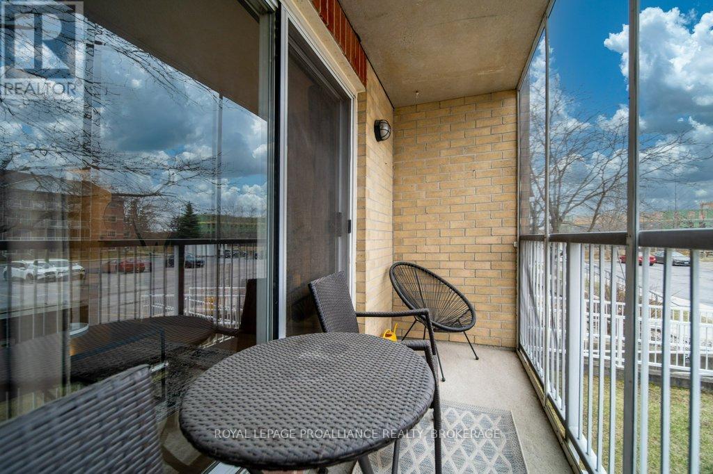 208 - 316 Kingsdale Avenue, Kingston, Ontario  K7M 8S2 - Photo 29 - X12089185