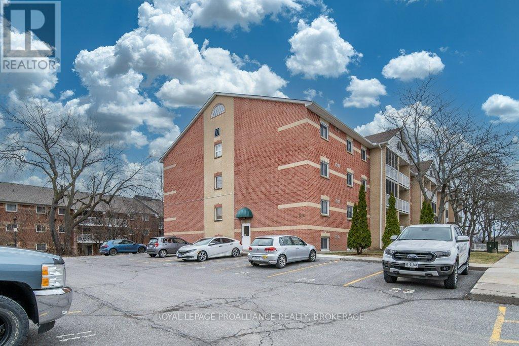 208 - 316 Kingsdale Avenue, Kingston, Ontario  K7M 8S2 - Photo 34 - X12089185