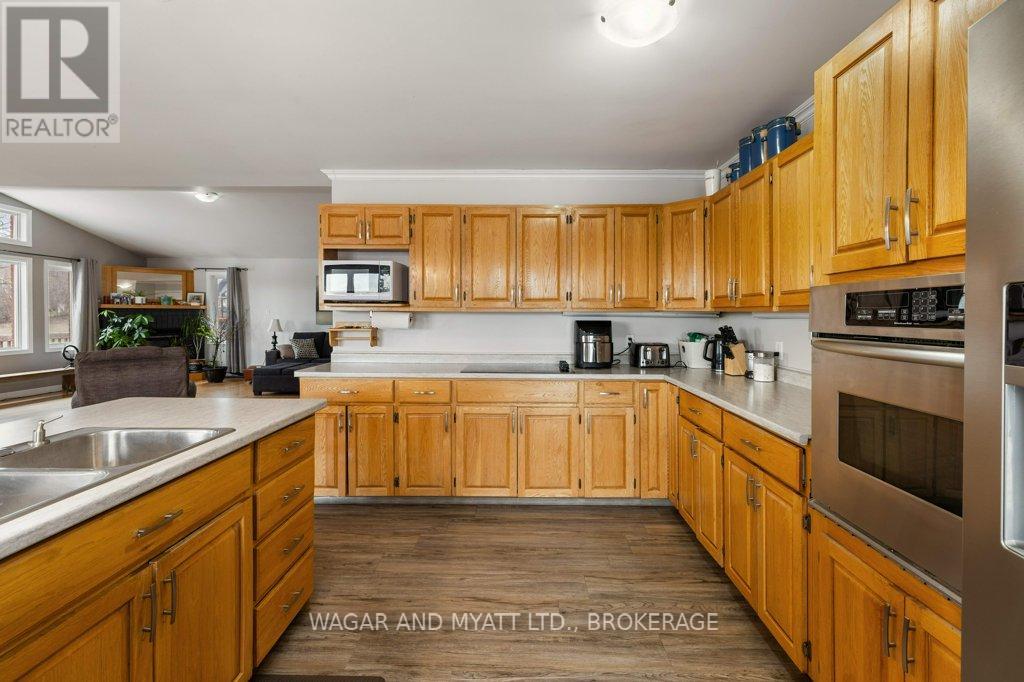 5243 County Rd 9 Road W, Greater Napanee, Ontario  K7R 3K8 - Photo 16 - X12090014