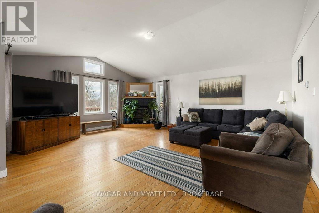 5243 County Rd 9 Road W, Greater Napanee, Ontario  K7R 3K8 - Photo 7 - X12090014